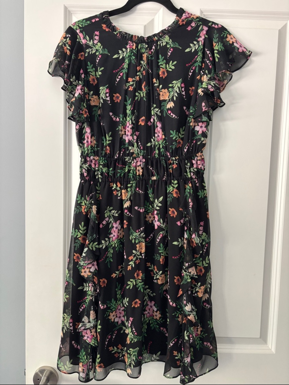 Shoshanna Floral mini dress. Black multi floral with ruffles. Size 4.